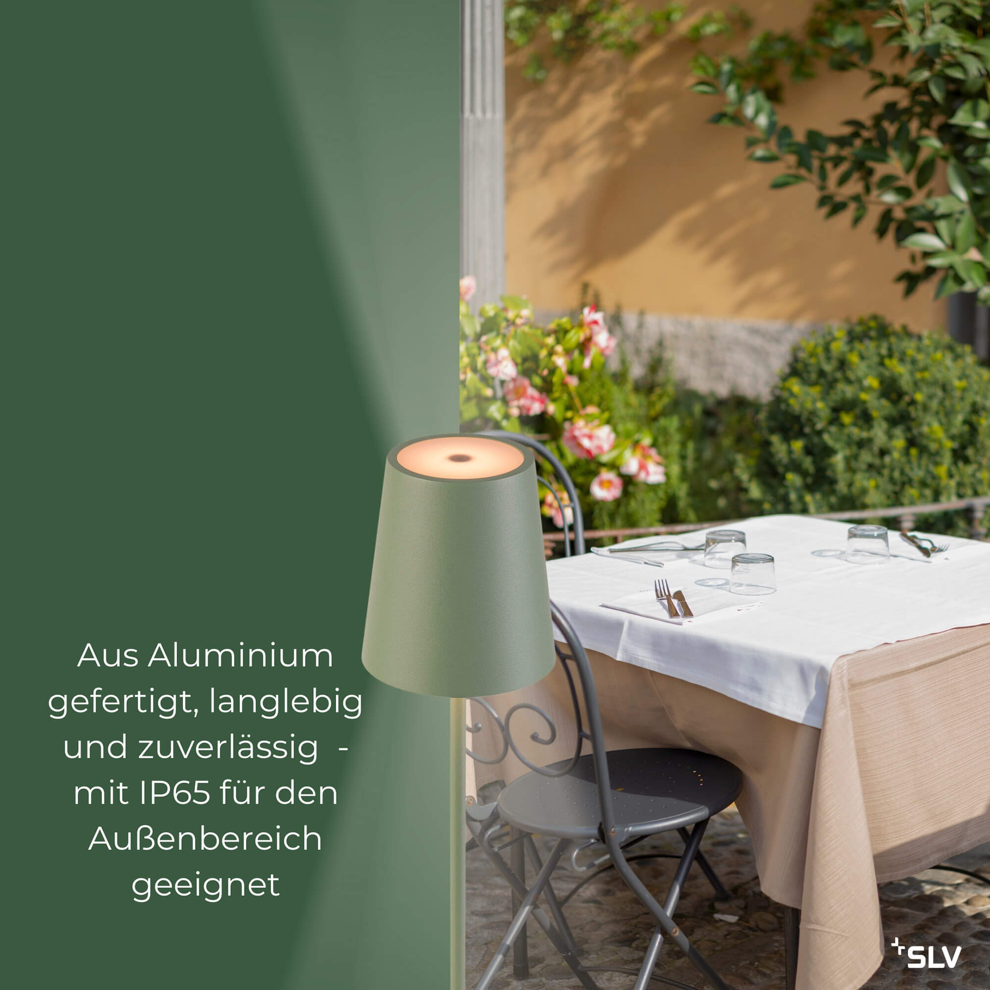 outdoorlampe Vinolina in Grün aus Aluminium mit IP65 für den Außenbereich outdoorlampe Vinolina in Grün auf gedecktem Tisch im Außenbereich, aus Aluminium gefertigt und mit IP65 für Terrasse und Gastronomie geeignet