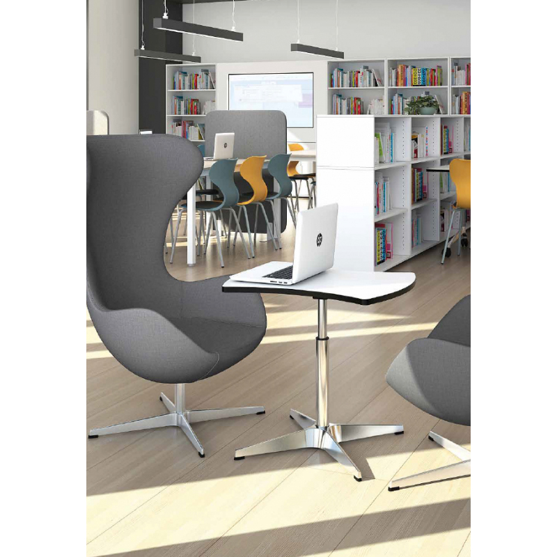 highendstuhl3 Ohrensessel Charlotte
