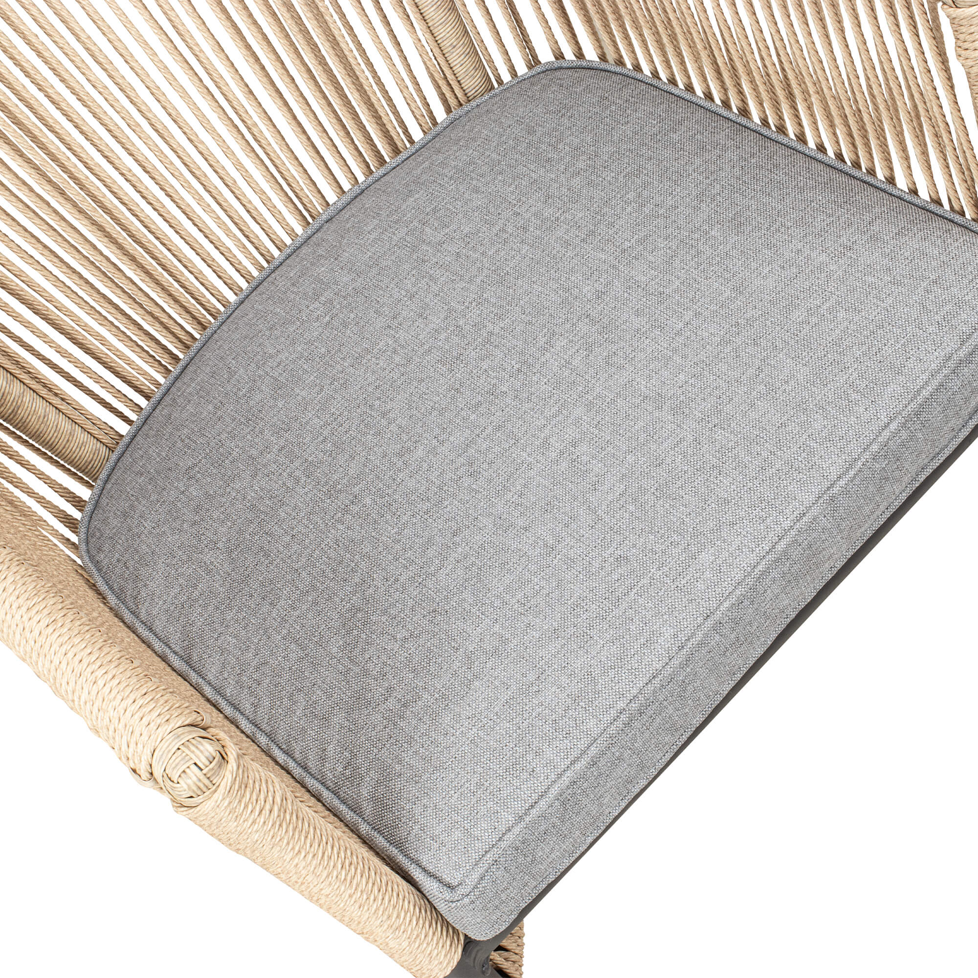 indoorstuehle_gastronomie_mona_cream_sitzflaeche_mit_kissen Mona Cream Outdoorstuhl mit Armlehnen und Sitzkissen – Sitzflaeche mit Kissen